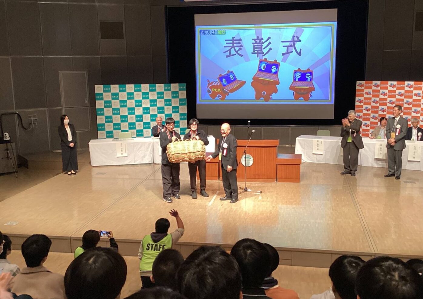 グランプリ受賞チーム prism